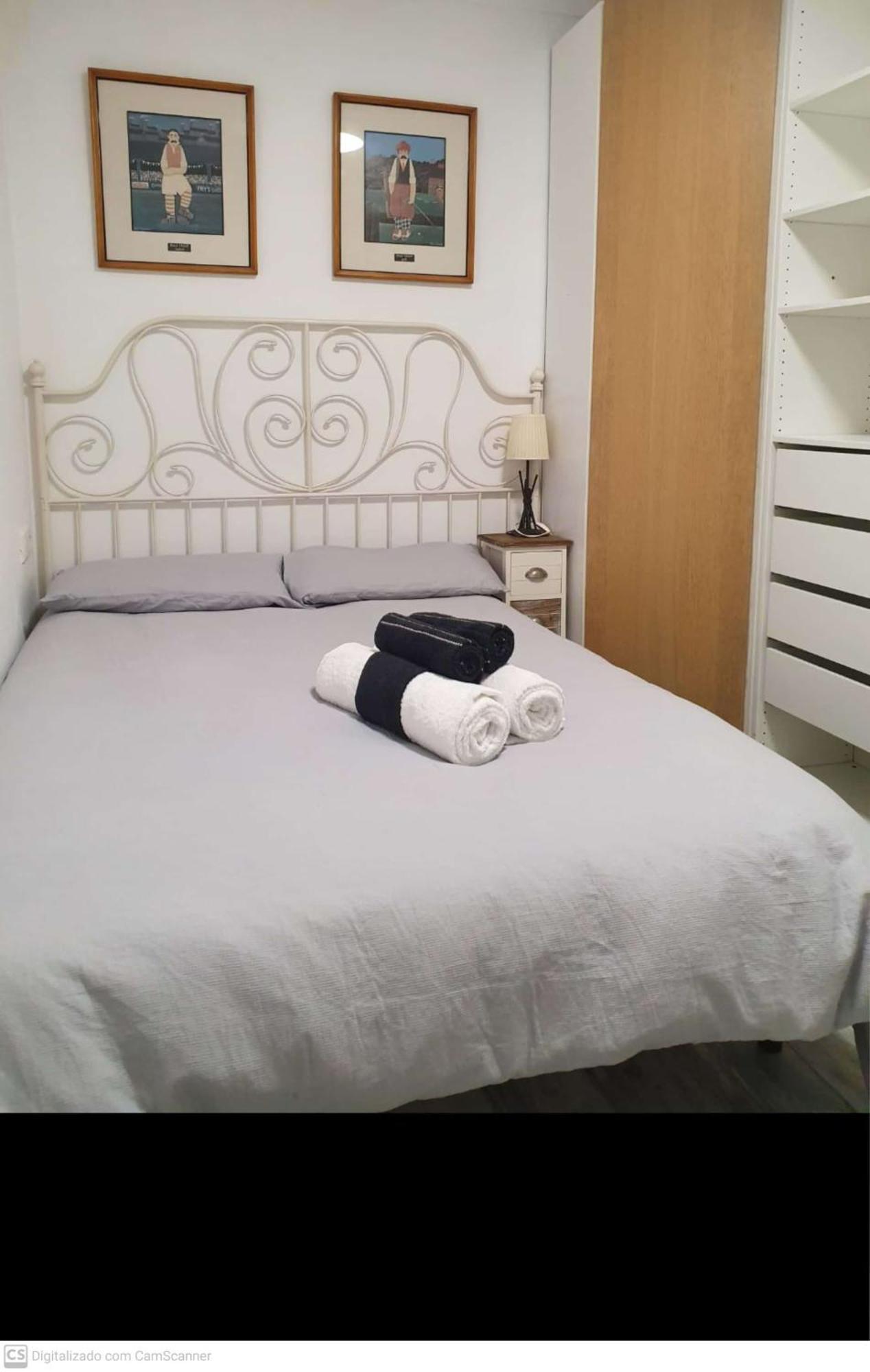 Studio Or Rooms With Private Bathroom Or Rooms With Shared Bathroom Barcelona Exterior foto